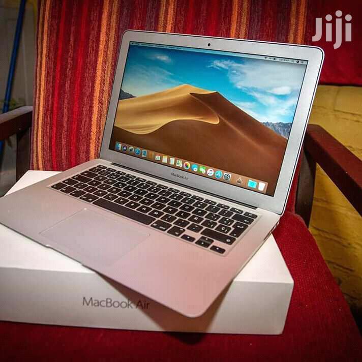 Laptop Apple MacBook Air 8GB Intel Core i5 SSD 256GB