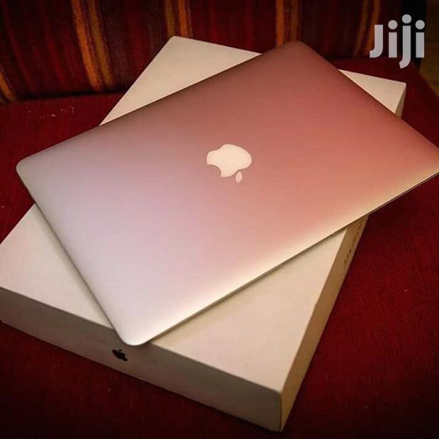 Laptop Apple MacBook Air 8GB Intel Core i5 SSD 256GB - thumbnail 4