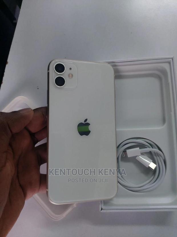 Apple iPhone 11 128 GB White - thumbnail 2