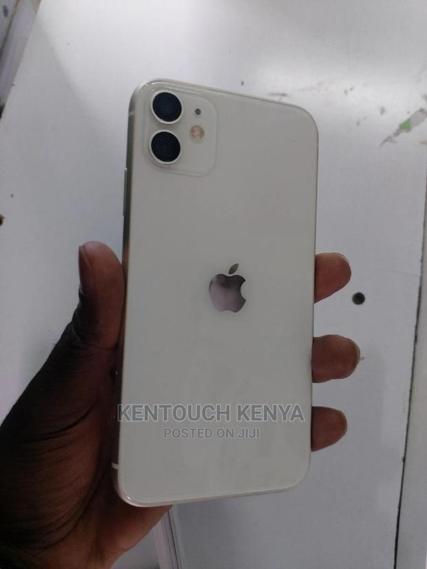 Apple iPhone 11 128 GB White - thumbnail 3