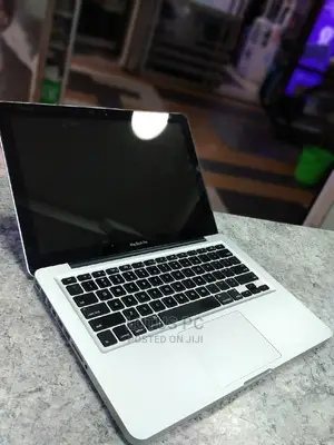 Laptop Apple MacBook Pro 2012 4GB Intel Core I5 HDD 500GB