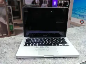 Laptop Apple MacBook Pro 2012 4GB Intel Core I5 HDD 500GB