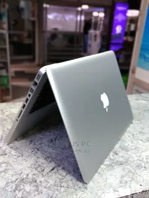 Laptop Apple MacBook Pro 2012 4GB Intel Core I5 HDD 500GB