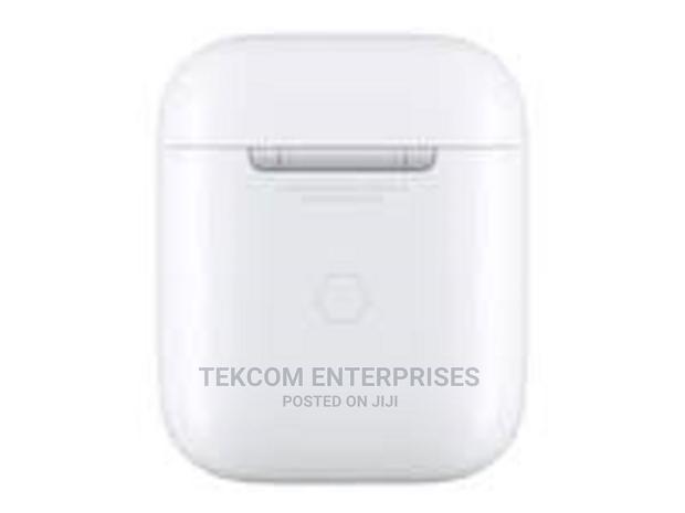 Airpod 2nd Gen Wireless Charging Case - thumbnail 2