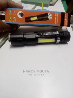 Rechargeable Zoomable Torch