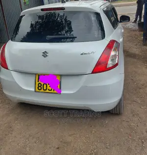 Suzuki Swift 2012 Rear Windscreen