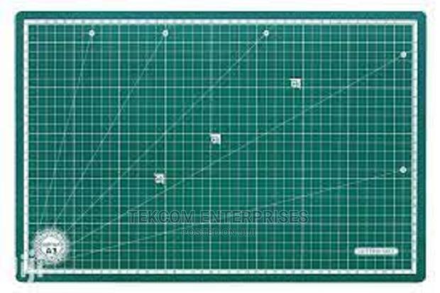 Self-Healing Cutting Mat A2 - main view