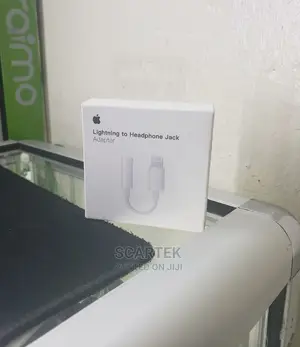 Apple Lightning to Headphone Jack Adapter
