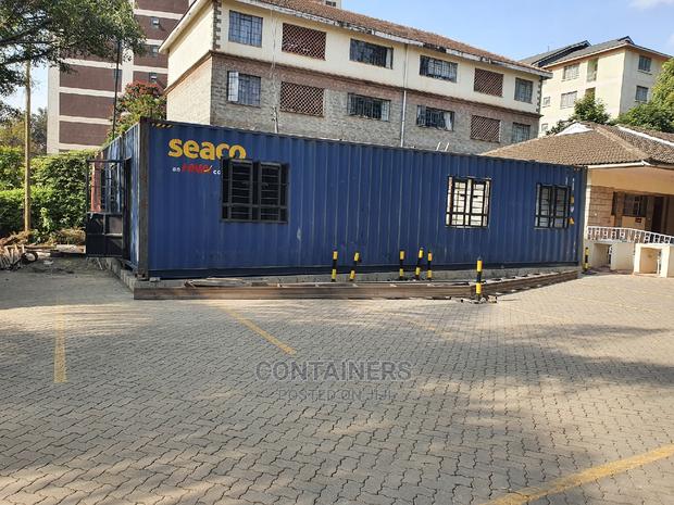 Get Empty and Fabricated Shipping Containers Instantly - main view