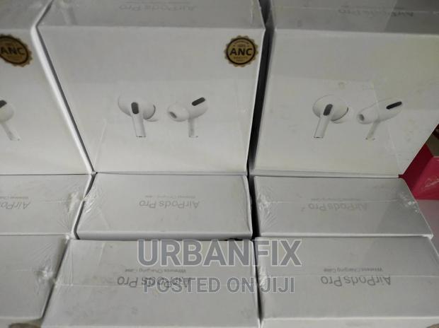 Airpods Pro With Wireless Charging Case - main view