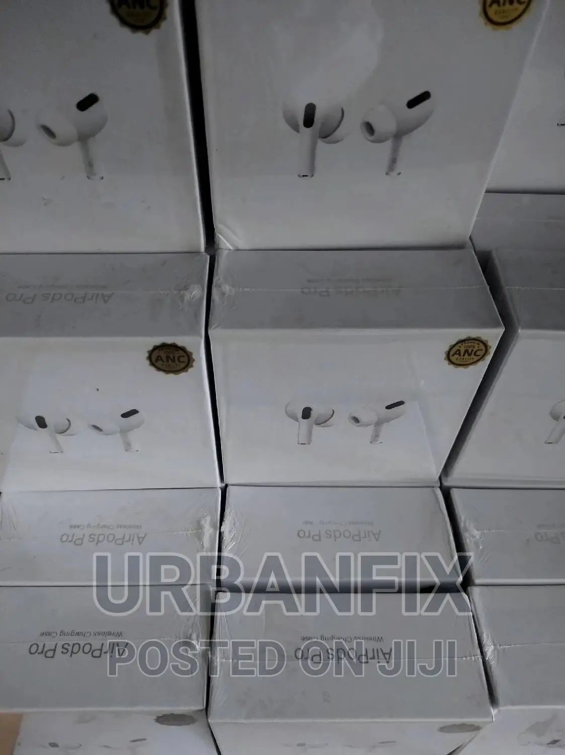 Brand New Airpods Pro With Wireless Charging Case