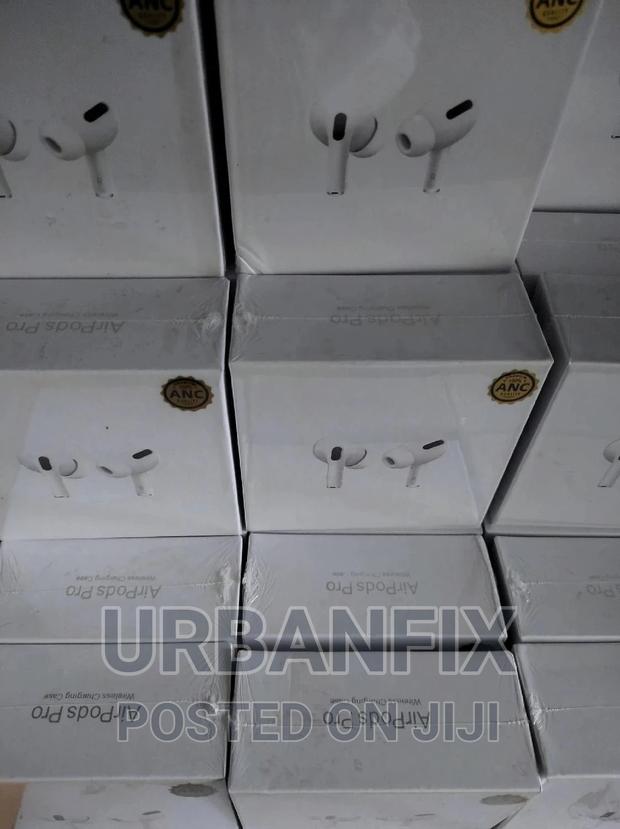 Brand New Airpods Pro With Wireless Charging Case