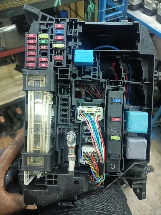 Toyota Fielder/Axio 2010 Fuse Box - thumbnail 2