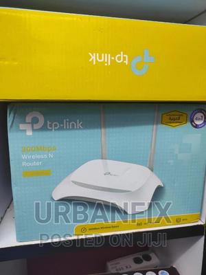 Tp-Link Router With Speeds of Uptp 300mbps