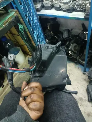 Toyota Vitz 2005 Complete Fuse Box
