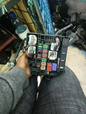 Toyota Vitz 2005 Complete Fuse Box