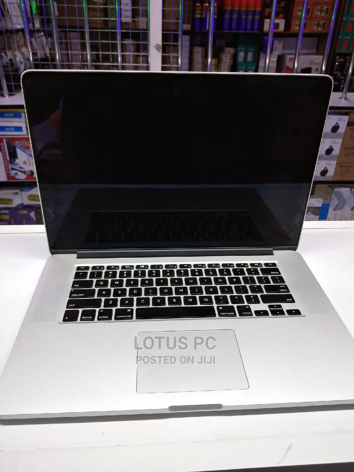 Laptop Apple MacBook Pro 2015 16GB Intel Core I7 SSD 512GB