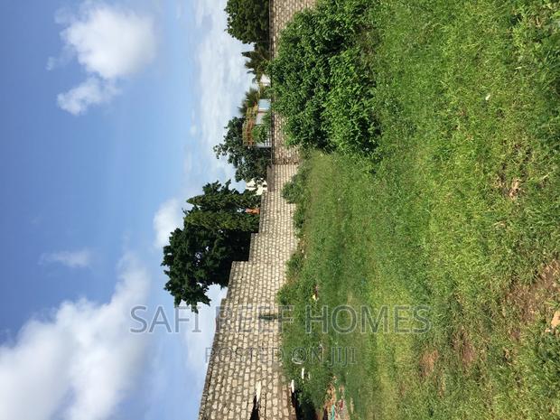 1/4 (Quarter) Plot for Sale Nyali Beachroad - main view