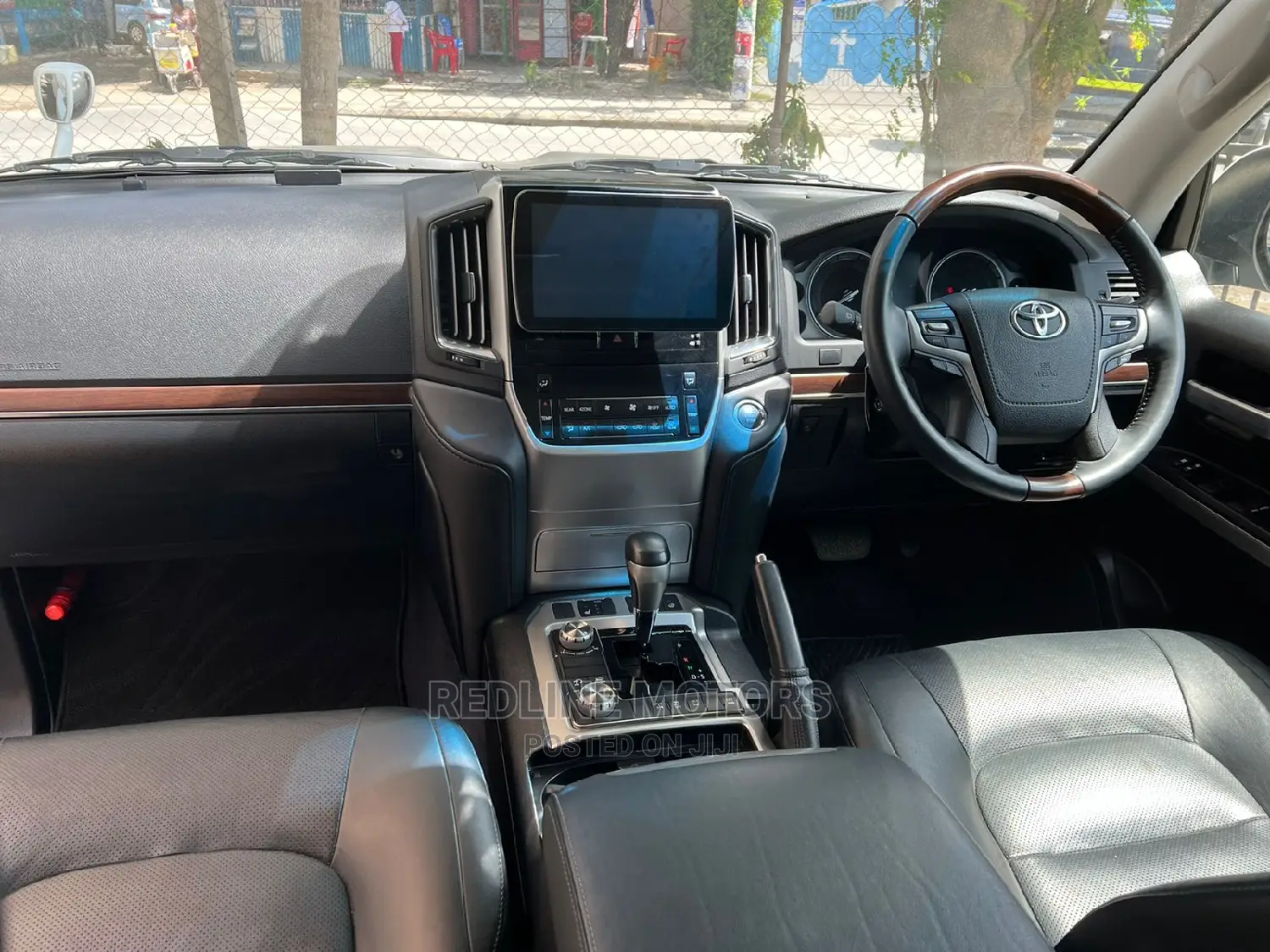 Toyota Land Cruiser Prado 2017 White