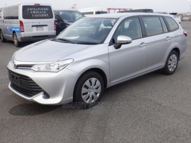 Toyota Corolla Fielder 2017 Silver - thumbnail 4