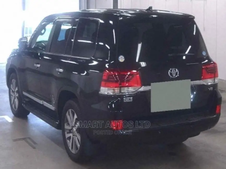 Toyota Land Cruiser 2016 Black
