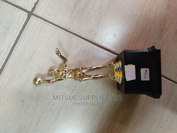 Netball Individual Award MVP- 22cm - thumbnail 3