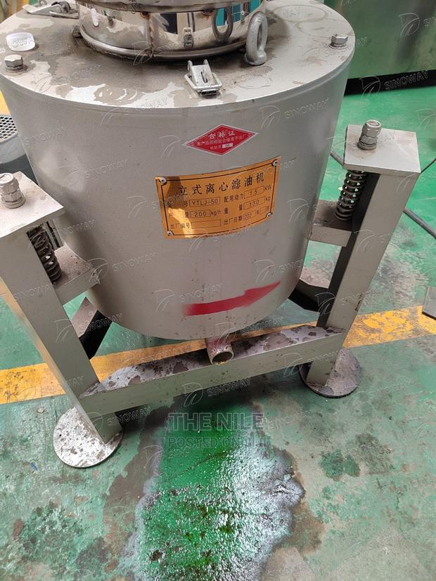 Sesame Peanut Centrifugal Oil Filter - thumbnail 3