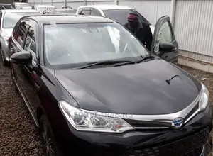 Toyota Fielder 2016 Front Windscreen