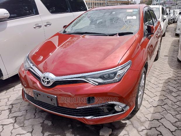 Toyota Auris 2016 Red - thumbnail 2