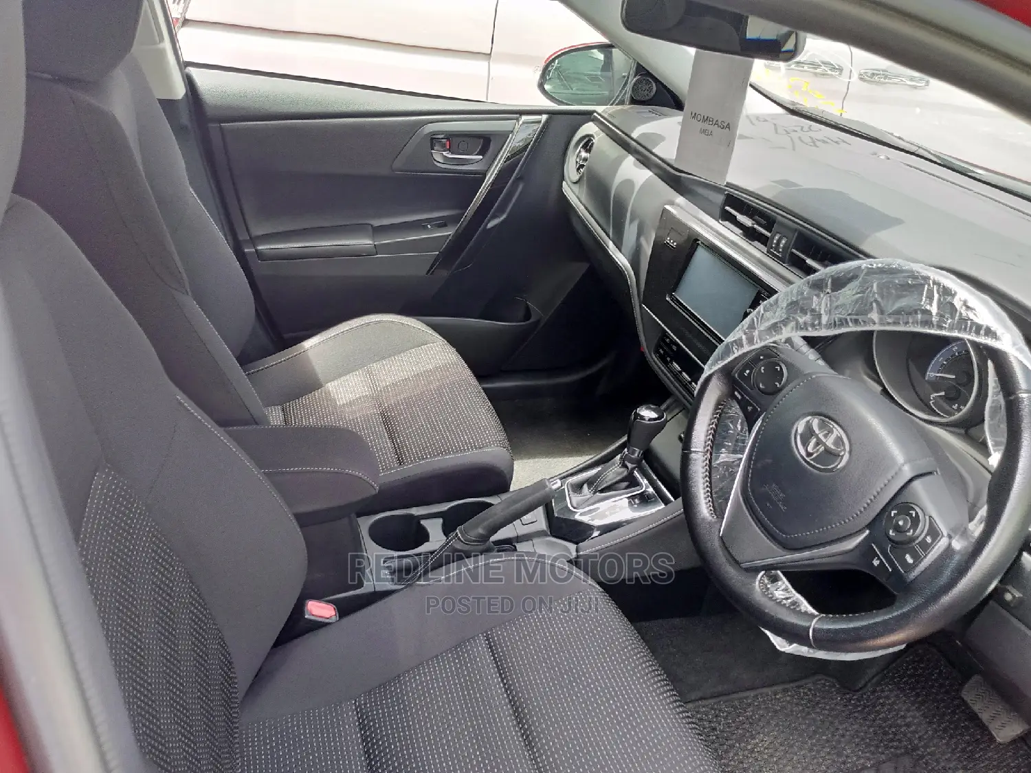 Toyota Auris 2016 Red