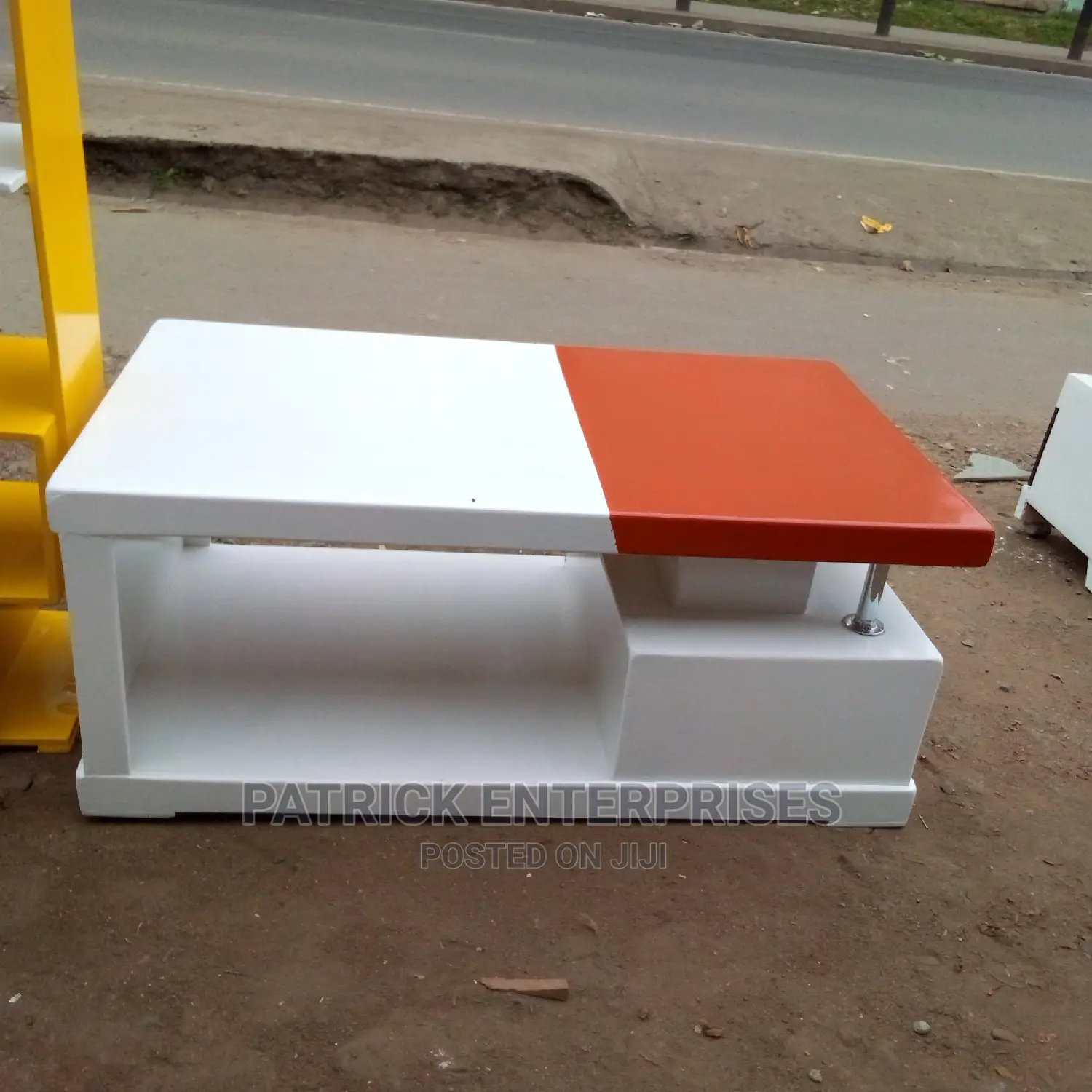 Morden Coffee Table