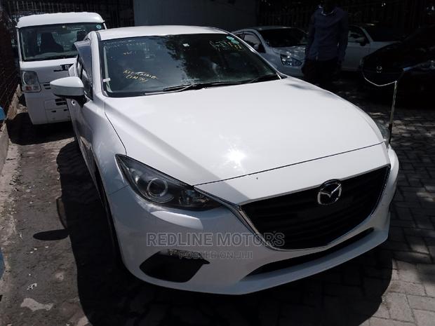 Mazda Axela 2016 Off White