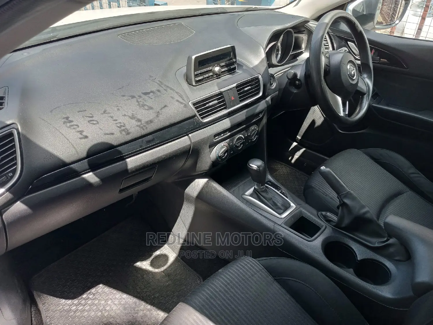 Mazda Axela 2016 Off White