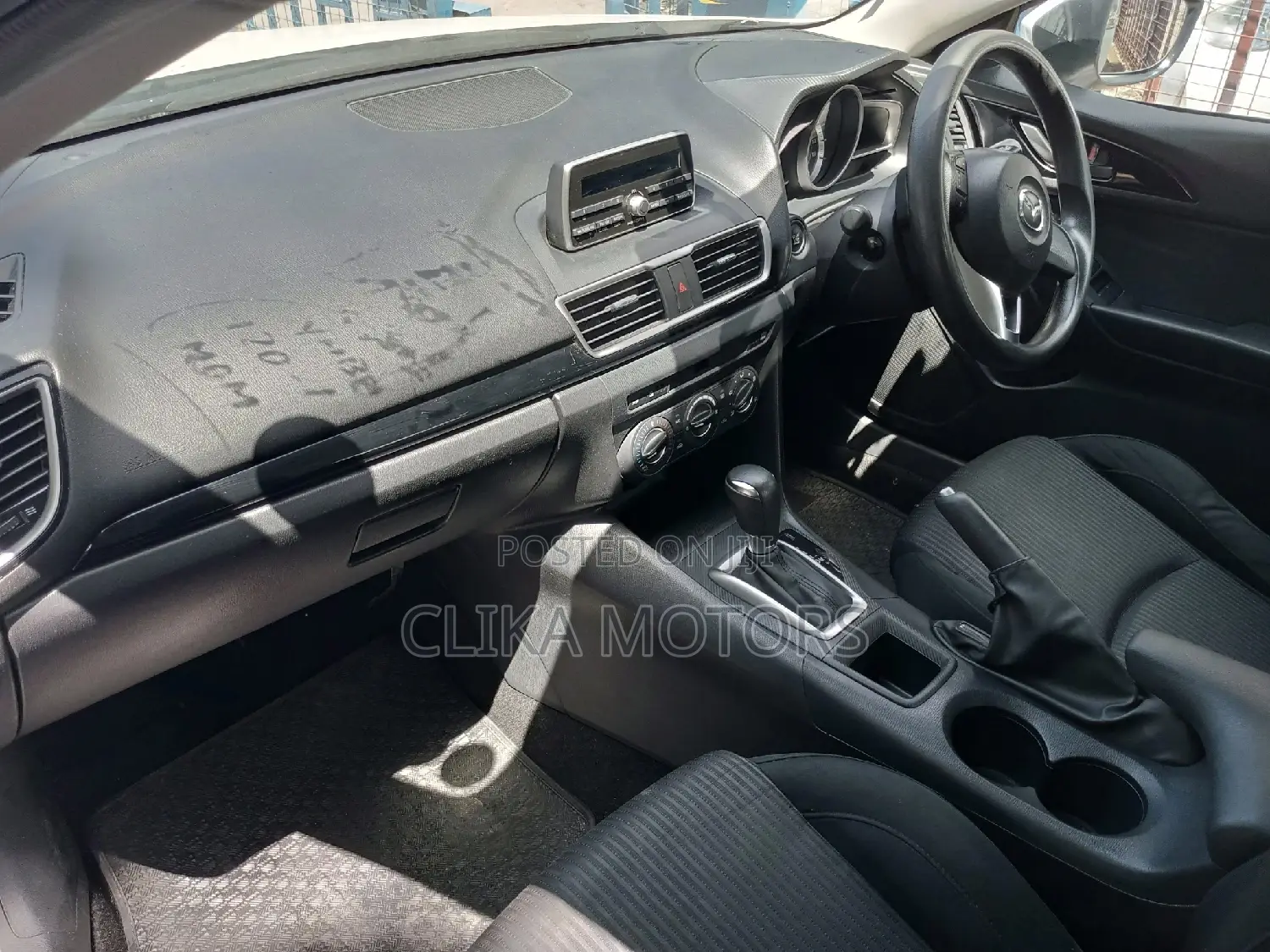 Mazda Axela 2016 Off White