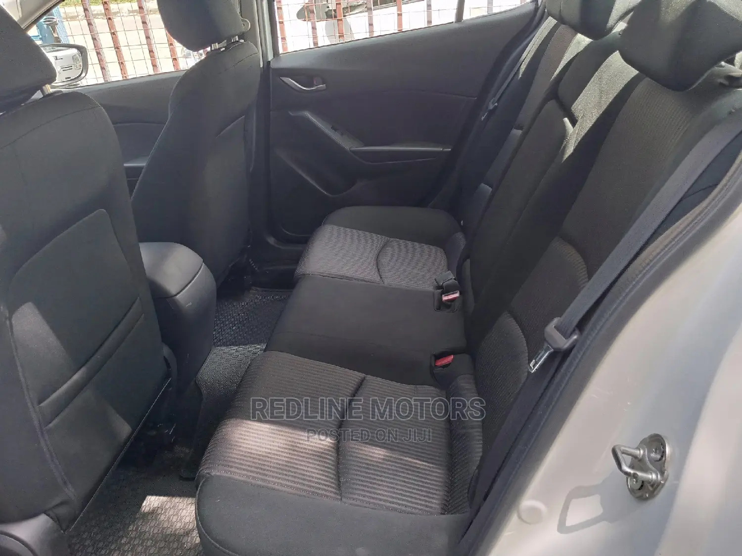 Mazda Axela 2016 Off White