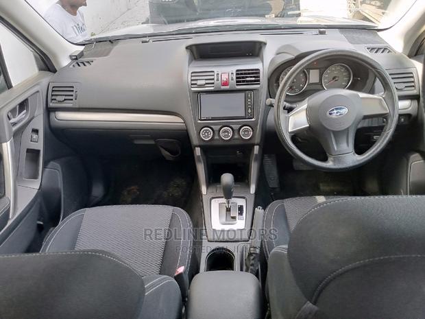 Subaru Forester 2.0XT Premium AWD 2016 Teal - thumbnail 3