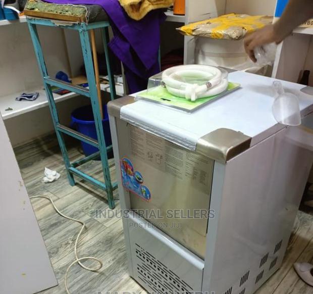 Top Notch Commercial Ice Cube Maker - main view