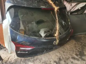 Mazda 3 2015/2016 Model Boot/ Tailgate