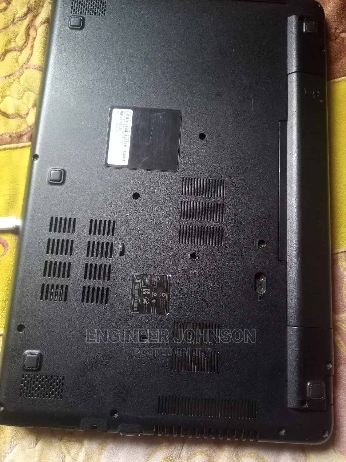 Laptop Acer Aspire E5-511 4GB Intel Pentium HDD 500GB