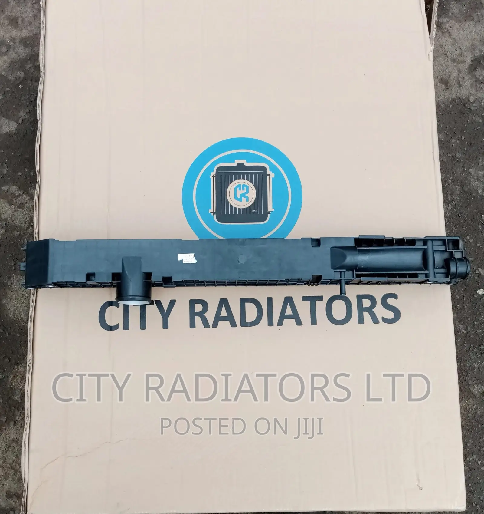 Mercedes Actros Radiator Covers (Tanks) Replacement.