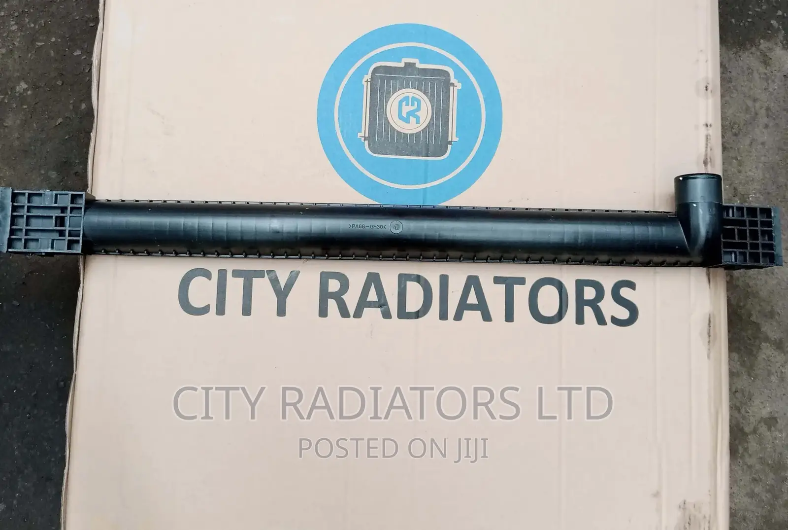 Scania 124 Radiator Covers (Tanks) Replacement.