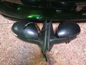 Volkswagen Tiguan 2014 Side Mirrors Assembly