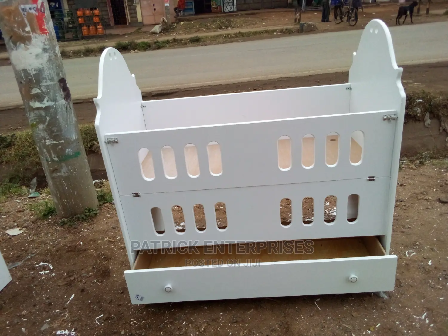 Morden Baby Cot 4 by 2 Fitts