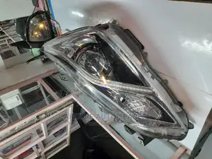 Crown 2013 2014 2015 Headlight