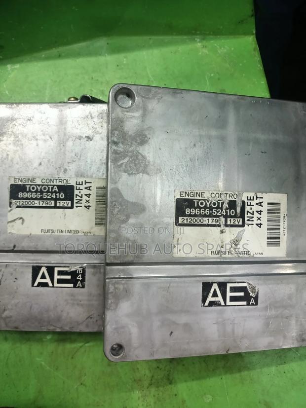 Toyota IST 2004 Engine 1NZ ECU - main view