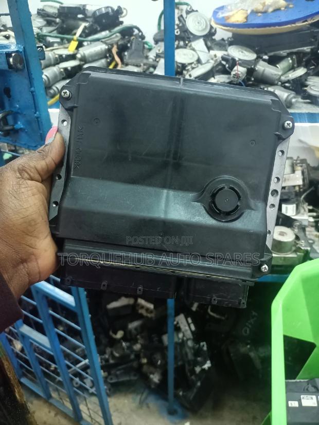 Premio 260 Engine Computer/3zr - thumbnail 2