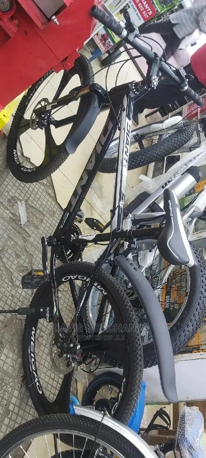 Sports Bike With Stylish Alloy Rims