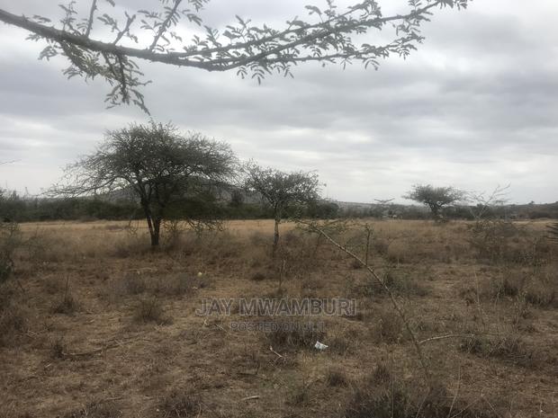20 Acre Touching Kathome Tarmac Road Machakos - thumbnail 6