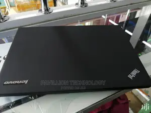 Laptop Lenovo ThinkPad X240 4GB Intel Core i5 HDD 500GB
