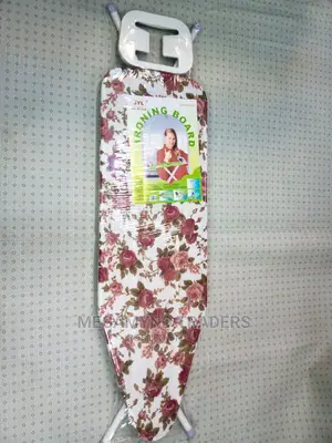 Ironing Board/Foldable Ironing Board